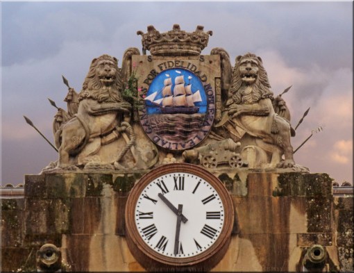 Detail atop the Old Constitution Building