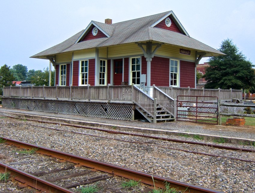 Parksley Train Station